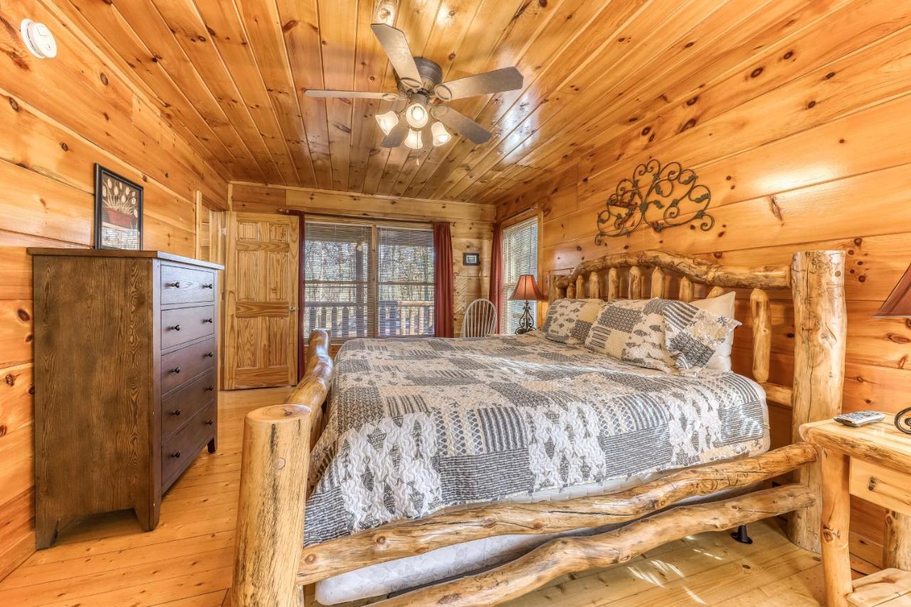 Seasons Of The Heart Villa Gatlinburg Bagian luar foto